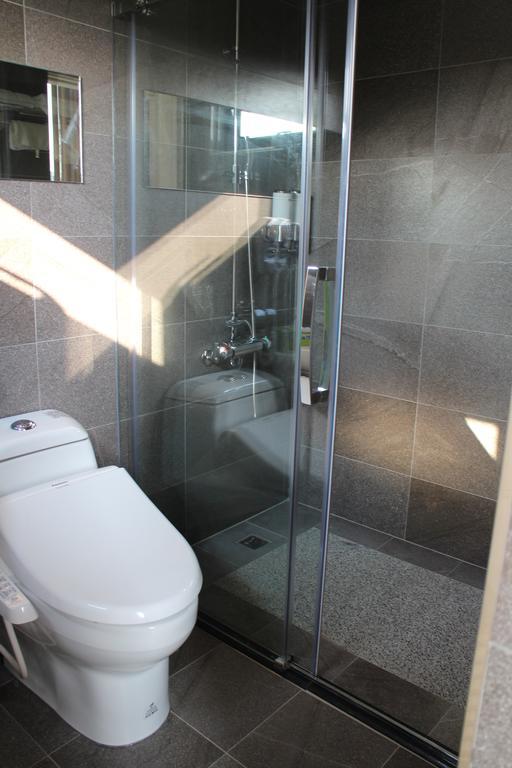 San Yuan Guest House Csinning Kültér fotó